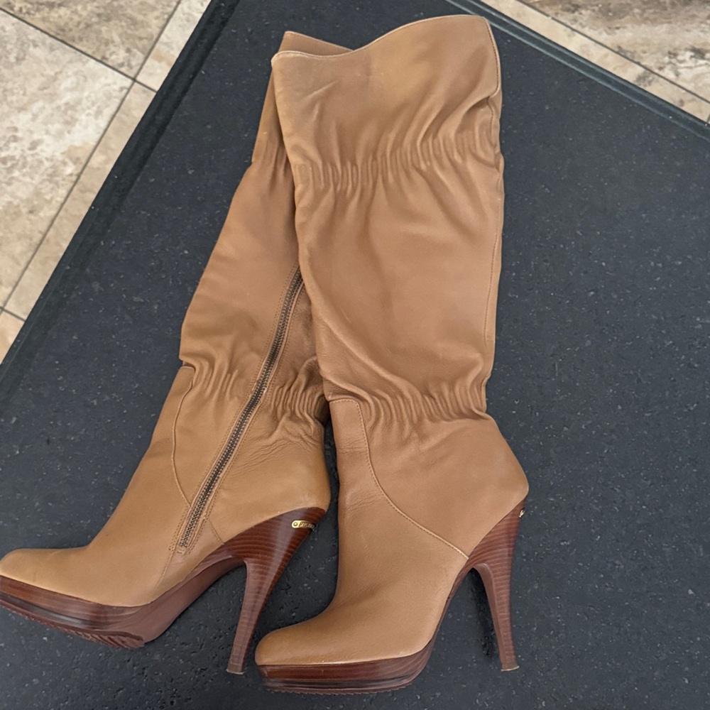 Michael Kors Tan Heeled Boots
